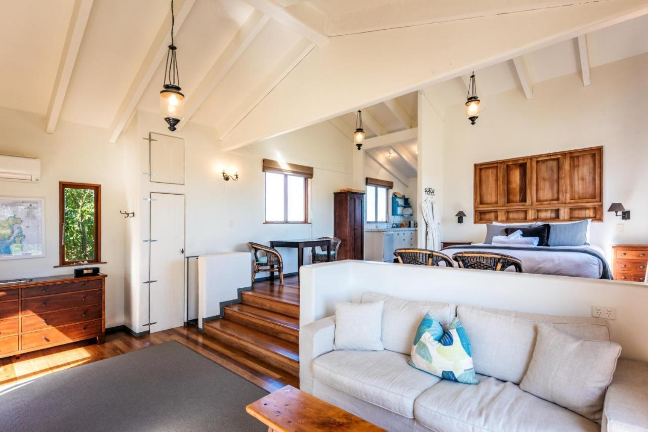Hotel The Loft At Cypress Ridge Estate Onetangi Exterior foto